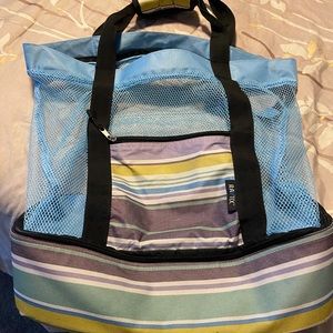 beach tote with bottom cooler